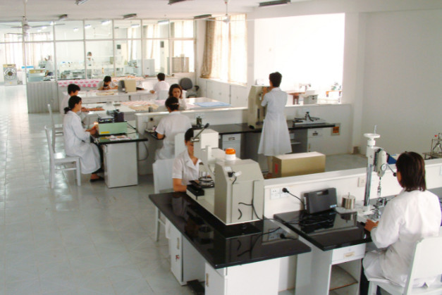 University laboratory testing instruments 