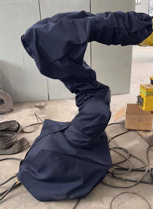 IRB6700 dustproof and wear resistance protective clothing.jpg
