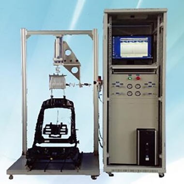 Car seat headrest insertion and withdrawal